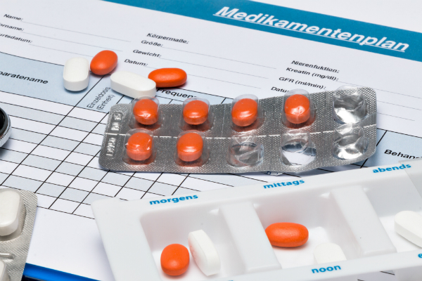 Der Medikationsplan gibt Informationen zu den verschriebenen Medikamenten des Patienten